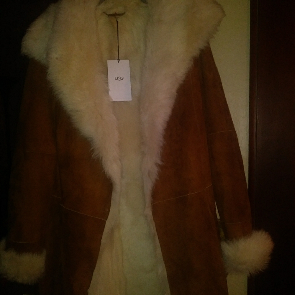 Uggs shearing fur coat
